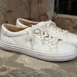 8.5 lucky brand shoes like new